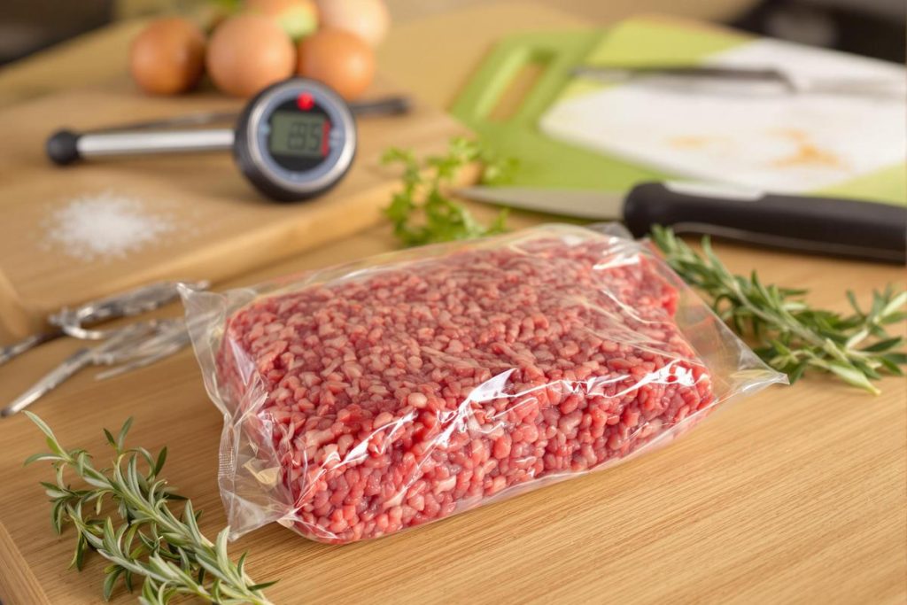 Voici combien de temps vous pouvez conserver un steak haché frais sans risque pour la santé.jpg